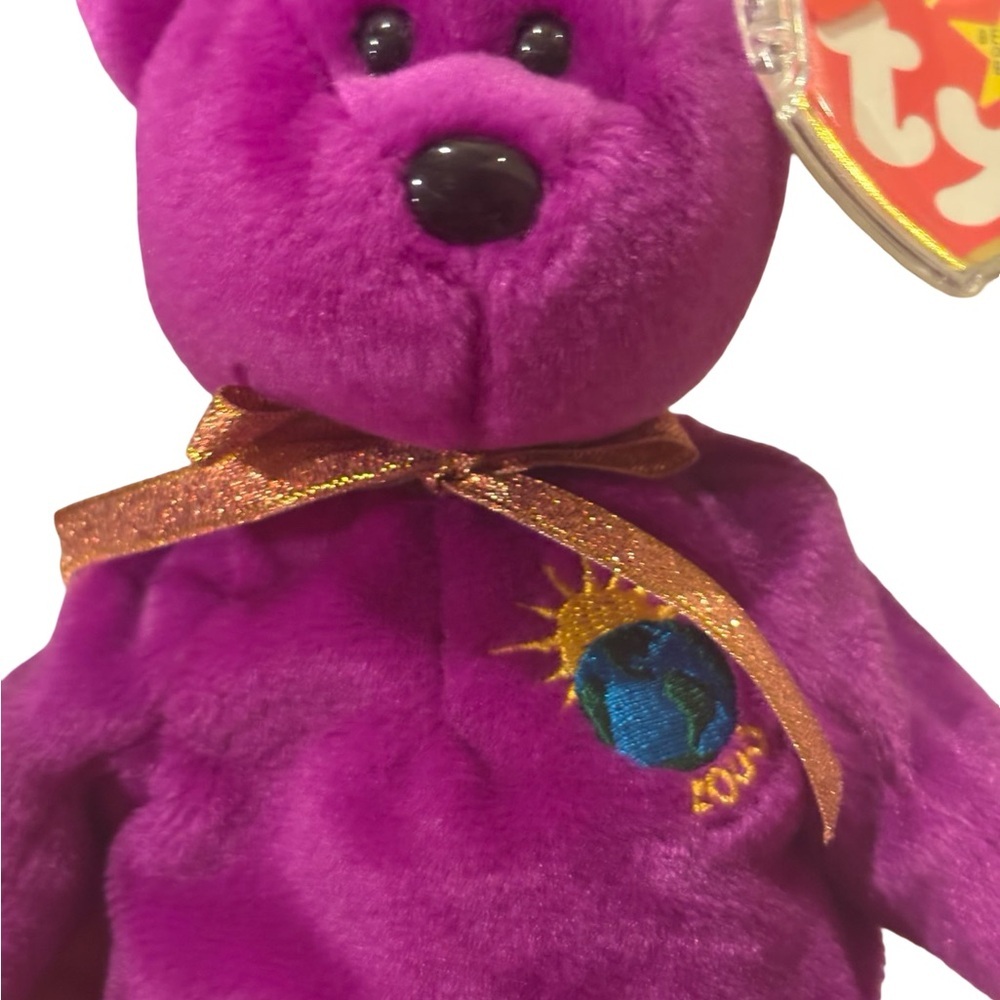 1999 TY Beanie Baby Millennium purple bear gold ribbon Earth/“2000” chest patch - Picture 6 of 11